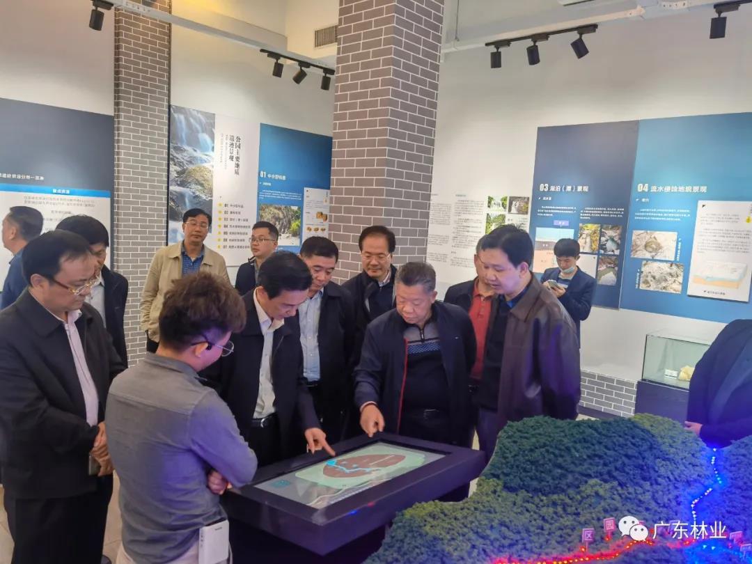 6f1c5b910ff0b43c8de06a9c539287af.jpg 002.jpg